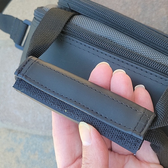 Canon Multi-pocket Black Camera Case Adjustable Shoulder Strap